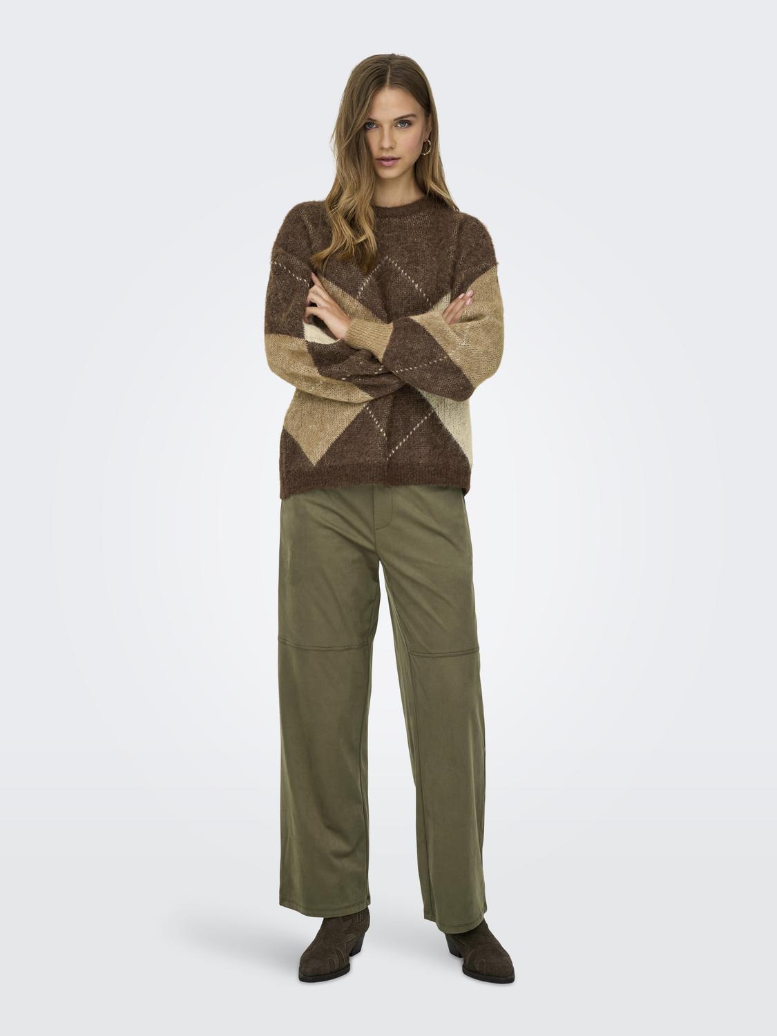 model_shot-front_full